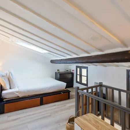 Lovely One Bedroom In Batignolles- Monceau Parigi